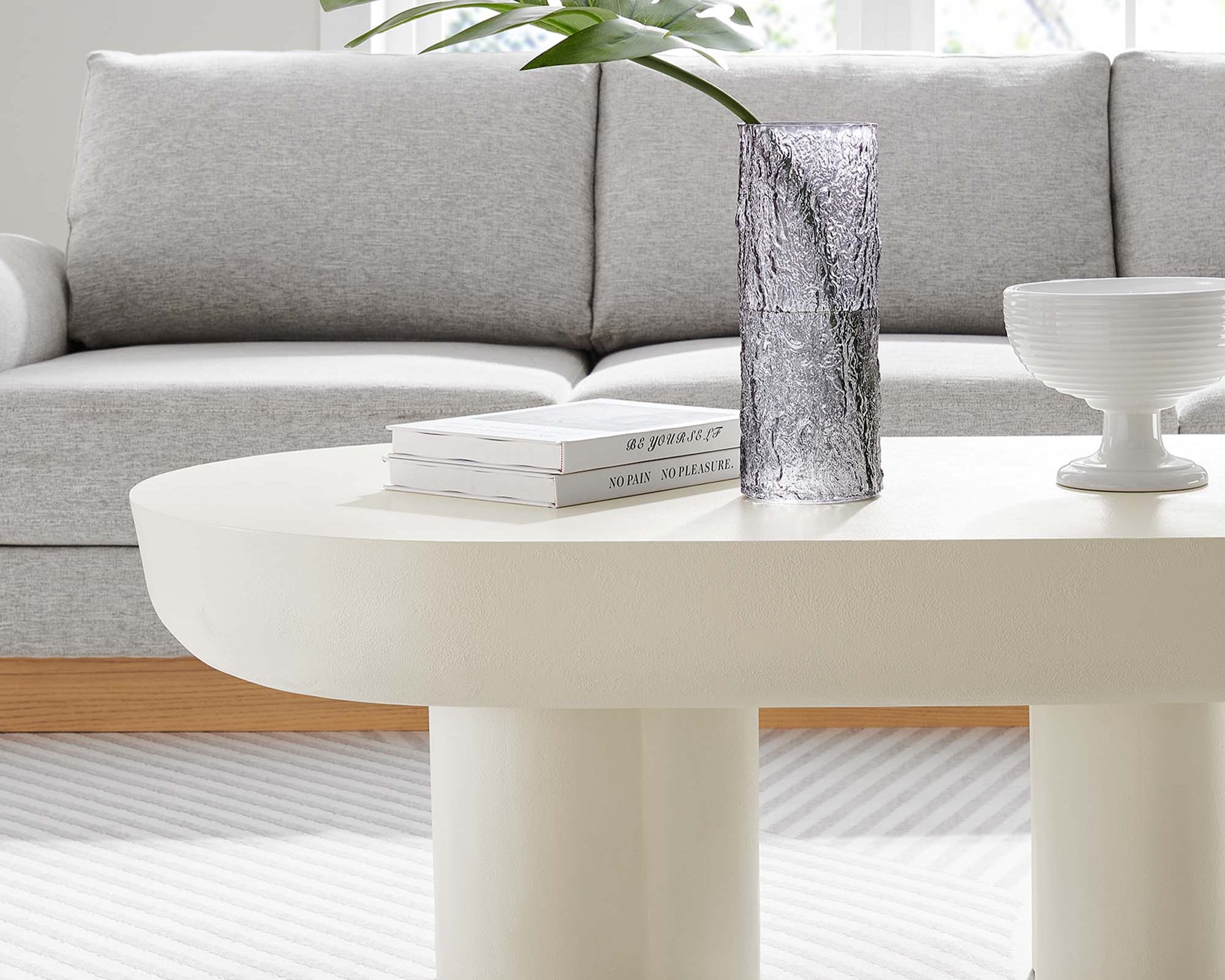 Table basse ovale Caspa, blanche